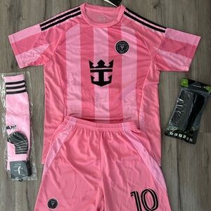 Inter Miami Messi #10 Soccer Jersey Home Shirt, Shorts, Shin Guards Socks L NWT
